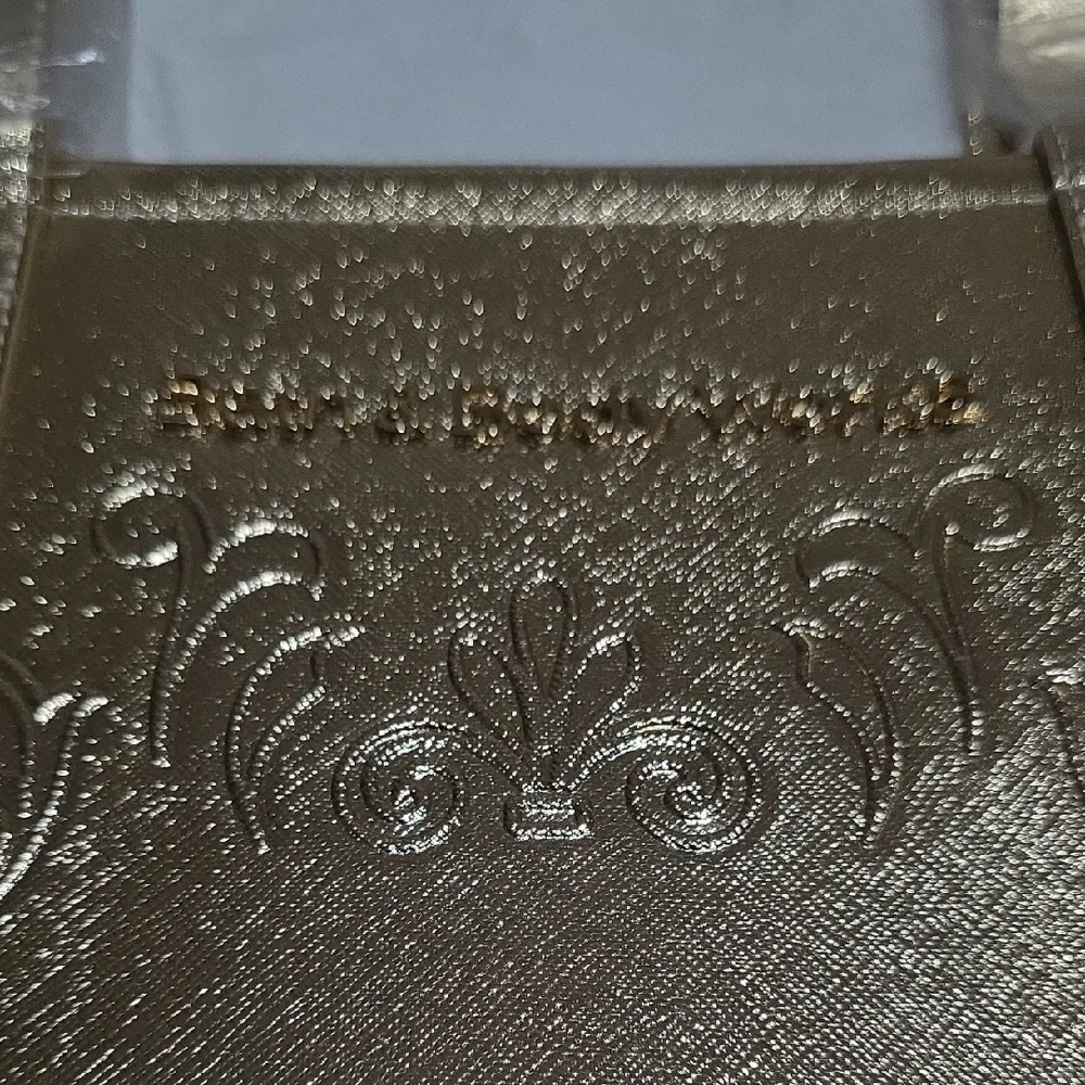 Bath & Body Works Gold Embossed‎ Tote